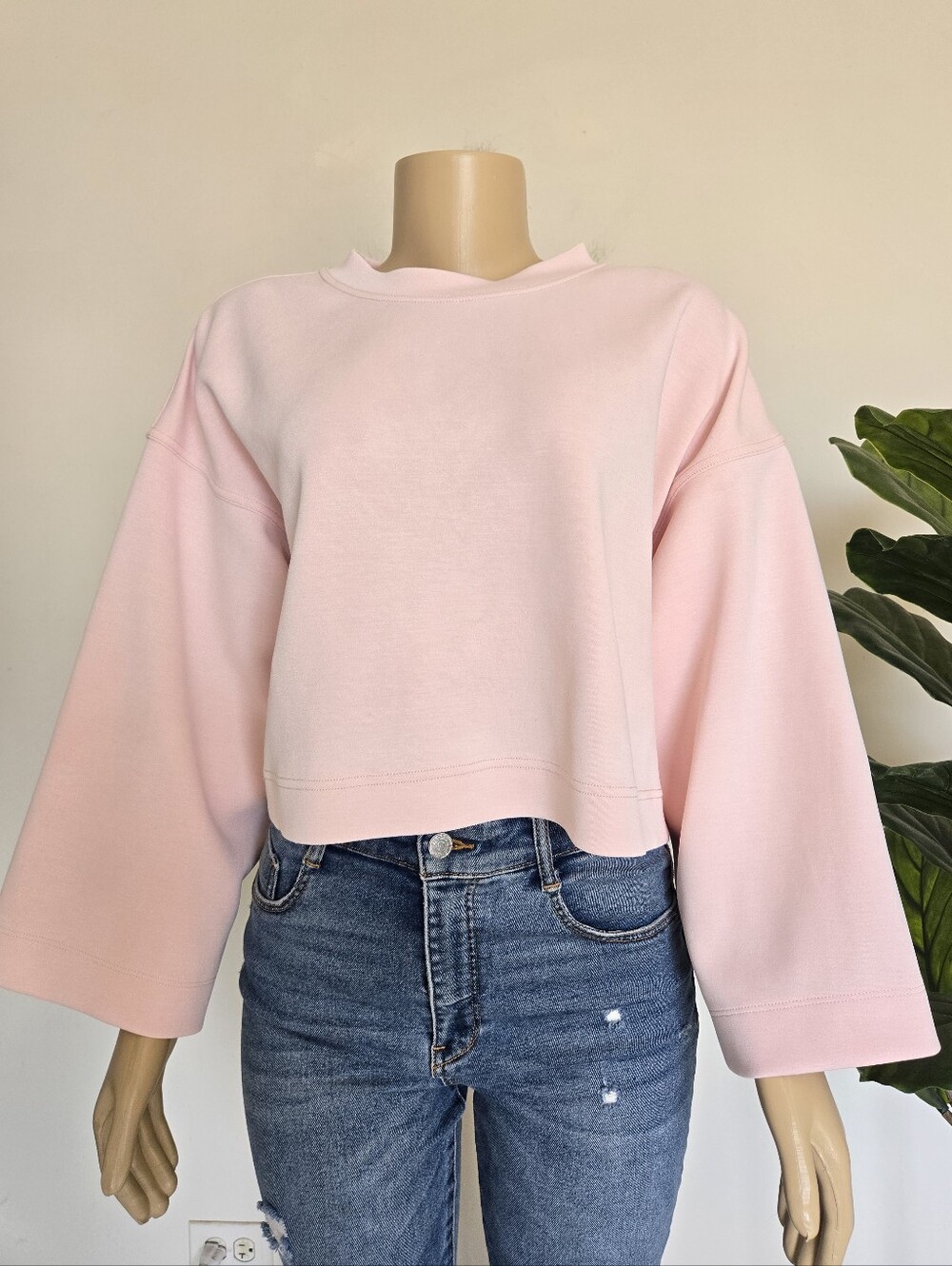 Lululemon Loungeways Mock Neck Pull Over Pink Color Size 8 Women's